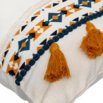 Poduszka dekoracyjna z frędzlami w stylu boho/etno/folk 50×30